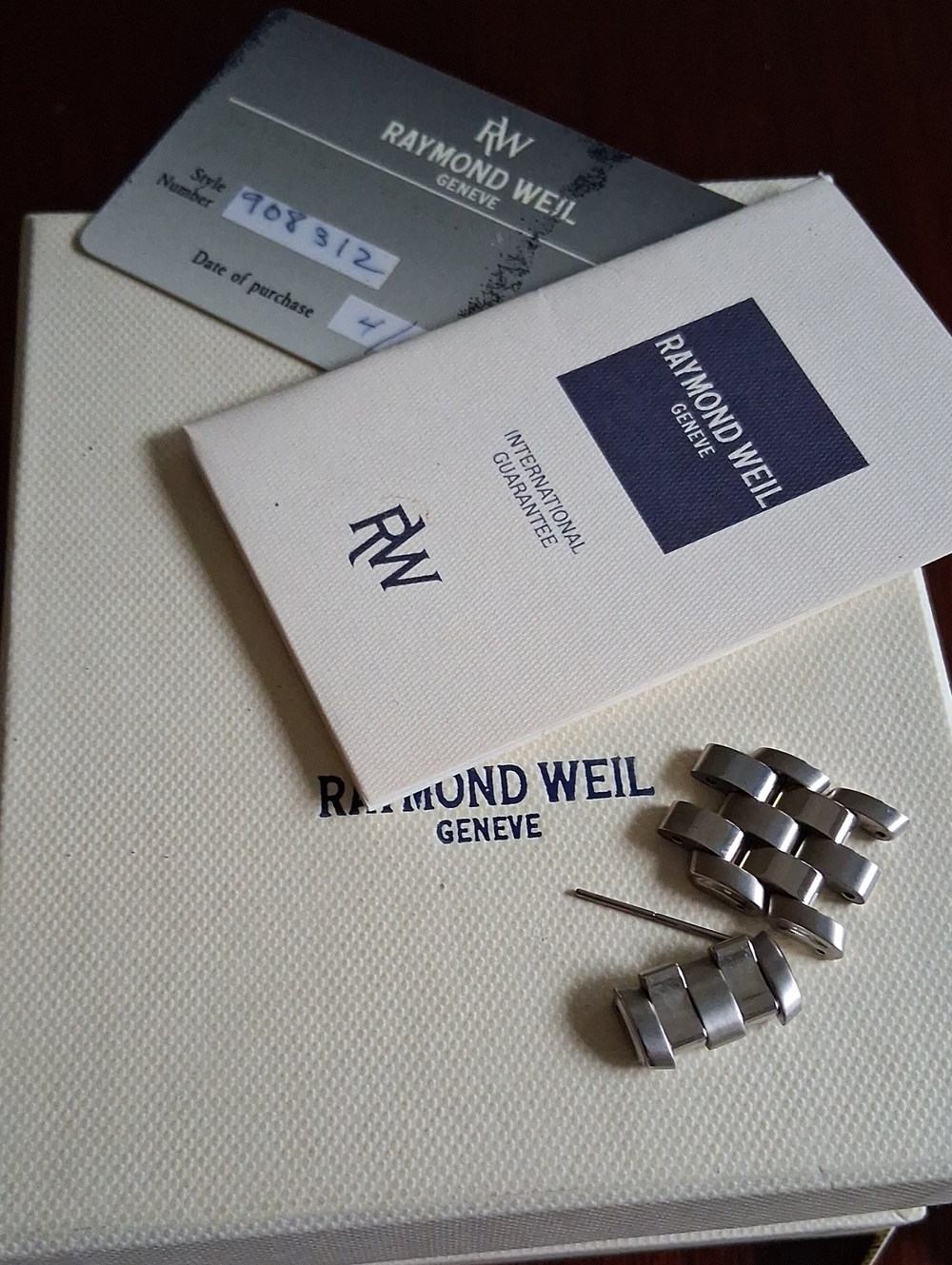 Raymond Weil Links For A  Tango Or Freelancer .